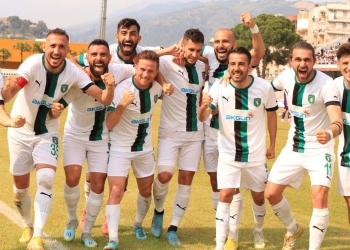 EFEMER 09 SFK GOZUNU YARI FINALE CEVIRDI. (FOTOGRAF: AYDIN DHA)