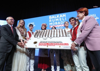 Cumhuriyet Halk Partisi Genel Başkanı ve Millet İttifakı Cumhurbaşkanı Adayı Kemal Kılıçdaroğlu, İstanbul’da düzenlenen Balkan Rumeli Mübadil Buluşmasında konuştu. (Fotoğraf: Alp Eren Kaya)